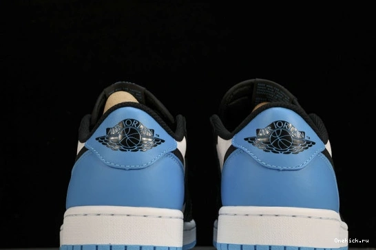 CZ0790-104 Blue CZ0790-104 Powder OG DailyWear  106  Jordan Retro 1 Low Black  Dark 0615